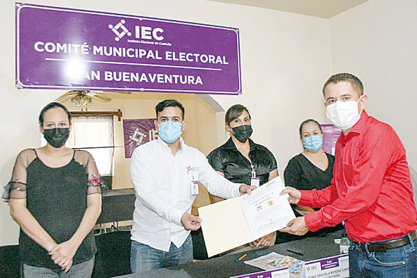 Entrega el IEC constancia de mayoría a Hugo Lozano Periódico Zócalo