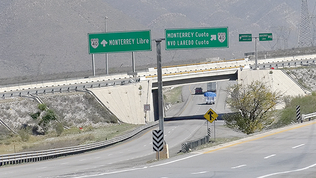 Autopista Un Riesgo Necesario Para Miles Peligran Conductores En La